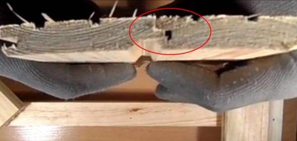Dégagement dans un matériau correctement fabriqué Dégagement dans un matériau correctement fabriqué