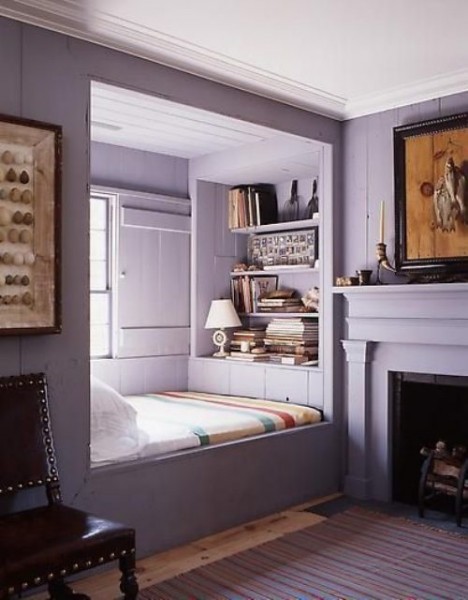 Lit dans une niche de fenêtre Lit dans une niche de fenêtre