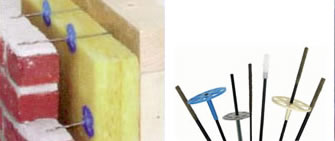 Fixation de la brique de parement au bloc de mousse avec des clous en spirale Fixation de la brique de parement au bloc de mousse avec des clous en spirale