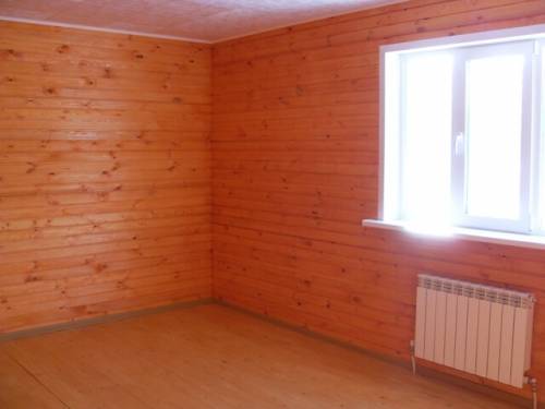 Doublure dans une maison en bois Doublure dans une maison en bois