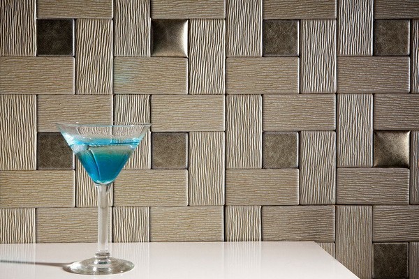 Décoration murale avec des carreaux de cuir Décoration murale avec des carreaux de cuir