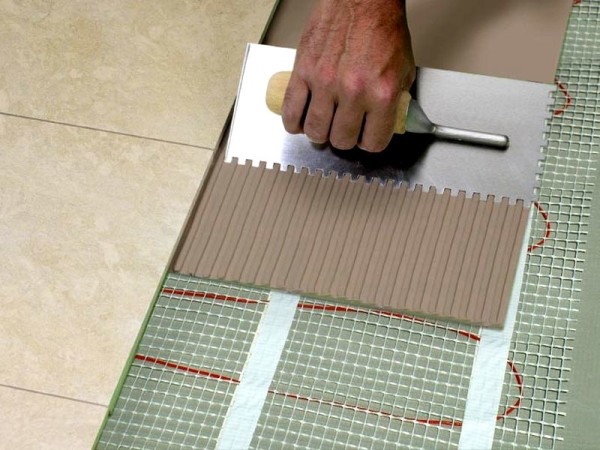 Comment installer des carreaux de sol