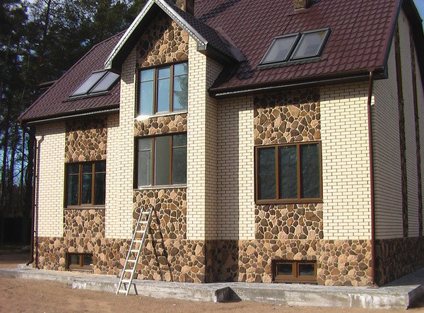 Maison originale et belle avec le bon extérieur Maison originale et belle avec le bon extérieur