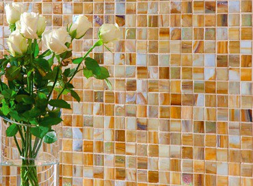 Décoration de la maison avec un matériau de mosaïque moderne. Décoration de la maison avec un matériau de mosaïque moderne.