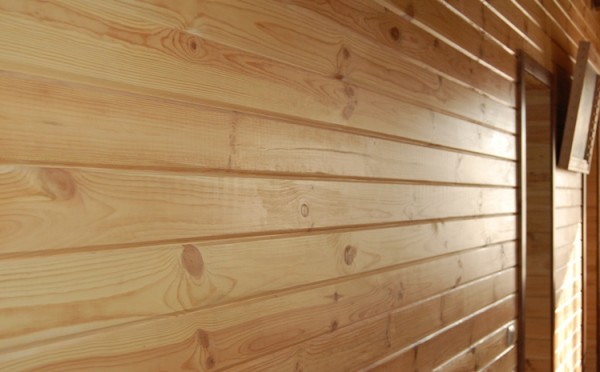 Planches à l'intérieur