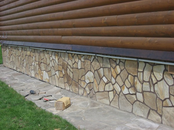 Nous utilisons de la pierre naturelle pour la décoration Nous utilisons de la pierre naturelle pour la décoration