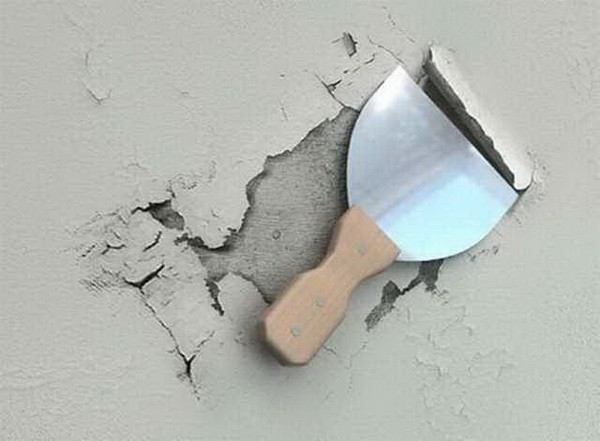 Le vieux revêtement friable doit être retiré Le vieux revêtement friable doit être retiré