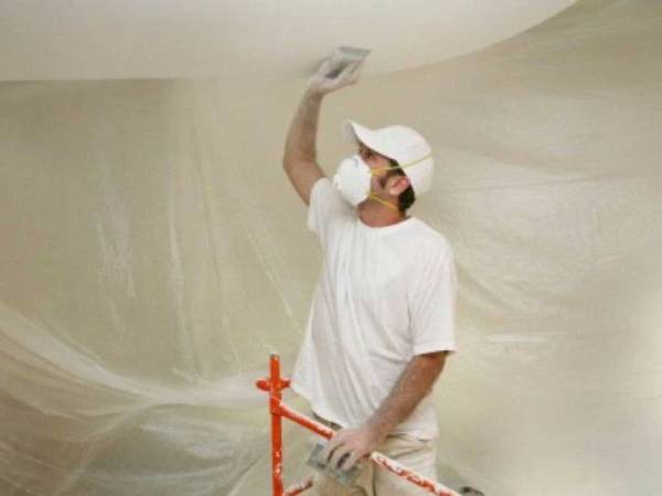 Mastic pour le plafond à peindre Mastic pour le plafond à peindre