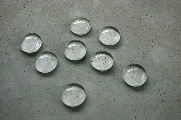 Résistance à l'humidité - une qualité importante pour le sol Résistance à l'humidité - une qualité importante pour le sol