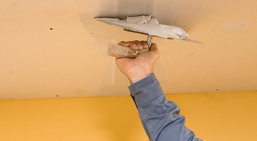 Mastic pour le plafond à peindre Mastic pour le plafond à peindre