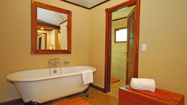 Comment peindre les murs de votre salle de bain Comment peindre les murs de votre salle de bain
