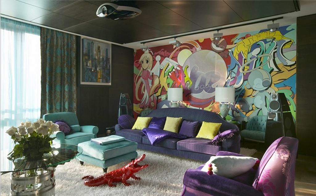 Papiers peints avec graffitis à l'intérieur d'un salon lumineux