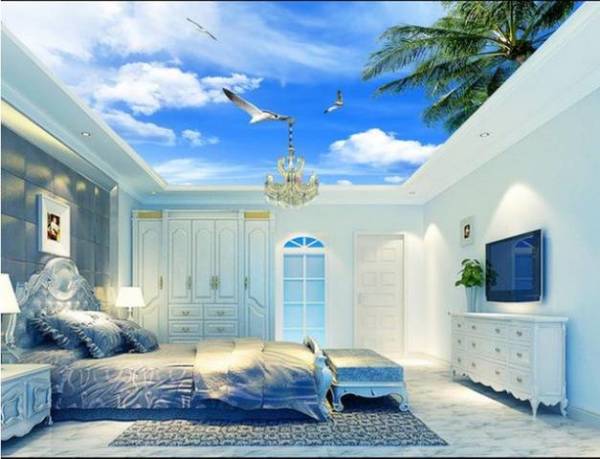 Les peintures murales avec l'image du ciel sont bien adaptées pour coller le plafond