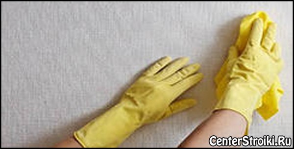 Enlevez les taches de graisse du papier peint Enlevez les taches de graisse du papier peint