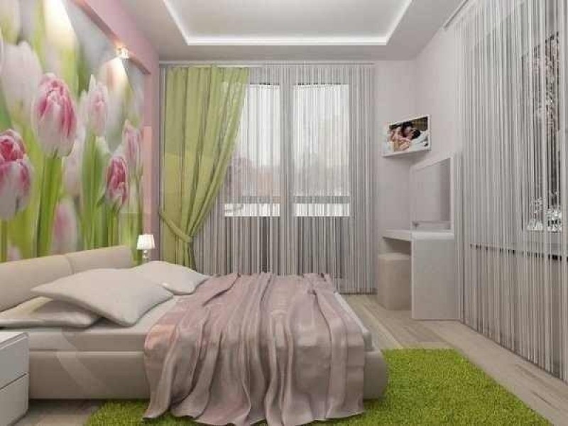 Le papier peint pour les tulipes d'une chambre ajoutera de la tendresse à n'importe quel intérieur d'une chambre