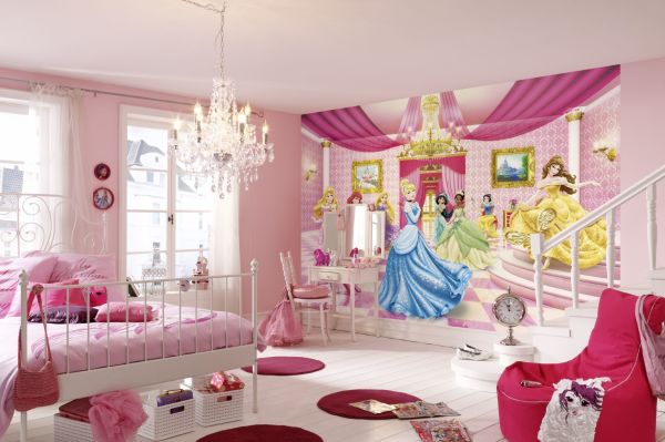 Chambre d'une vraie petite princesse. Le rêve de toute fille, ne dépendant pas de son âge Chambre d'une vraie petite princesse. Le rêve de toute fille, ne dépendant pas de son âge