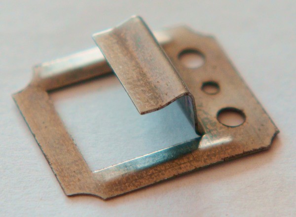 Pince métallique pour doublure Pince métallique pour doublure