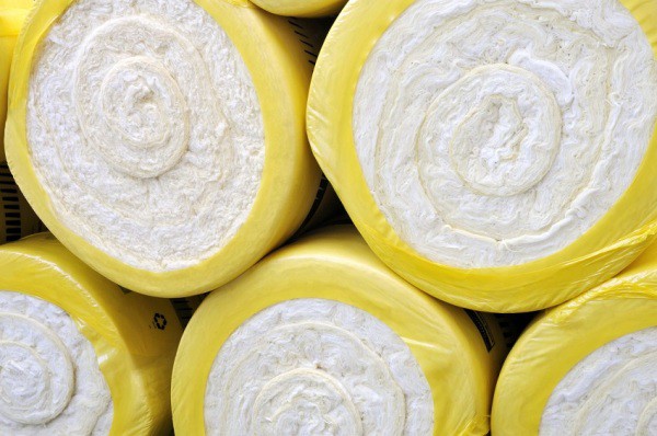 Laine minérale blanche en rouleaux