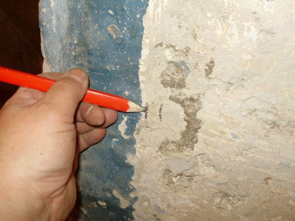 Tout d'abord, avant de monter le cadre pour enduire les murs, ils doivent être préparés, comme tout le reste, par exemple, les outils Tout d'abord, avant de monter le cadre pour enduire les murs, ils doivent être préparés, comme tout le reste, par exemple, les outils