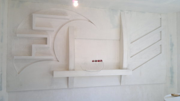 À l'aide de cloisons sèches, nous pouvons facilement construire diverses structures inhabituelles sur les murs de notre maison ou de notre appartement À l'aide de cloisons sèches, nous pouvons facilement construire diverses structures inhabituelles sur les murs de notre maison ou de notre appartement