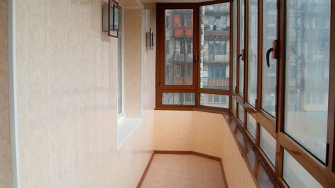 Le balcon est froid Le balcon est froid