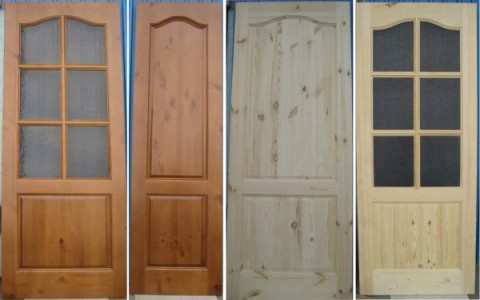 Panneaux de porte en bois tendre de différentes couleurs Panneaux de porte en bois tendre de différentes couleurs