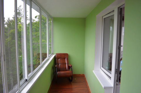 L'utilisation de cloisons sèches dans la décoration du balcon L'utilisation de cloisons sèches dans la décoration du balcon