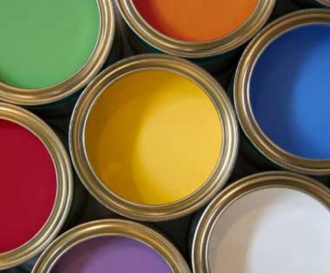 La peinture au silicate pour briques présente de nombreux avantages, mais coûte plus cher que les types de peintures précédents