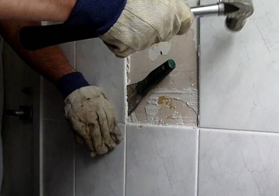 Retirer les tuiles du mur