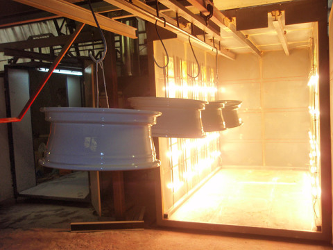 La structure interne d'une chambre de polymérisation professionnelle. La structure interne d'une chambre de polymérisation professionnelle.