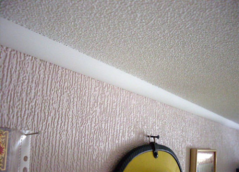 Le grand relief aligne parfaitement les murs. Le grand relief aligne parfaitement les murs.