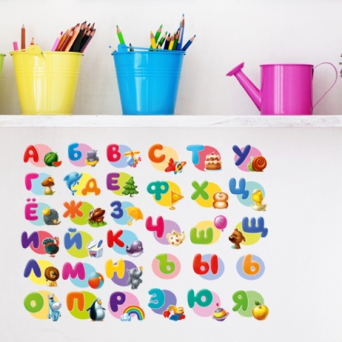 Apprentissage des lettres avec des autocollants en vinyle Apprentissage des lettres avec des autocollants en vinyle