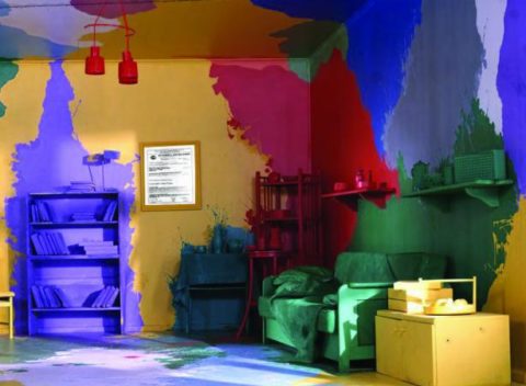 Application de peinture à l'intérieur