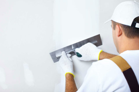 Masticage des murs pour la peinture Masticage des murs pour la peinture