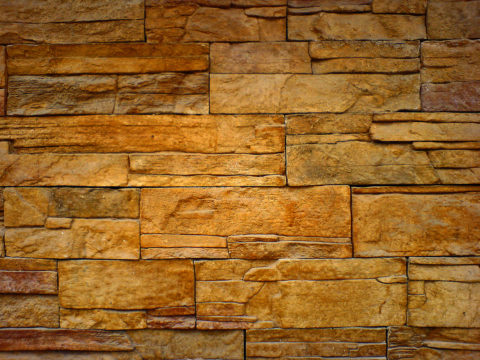 Technologie pour la pose de carreaux de façade sur le mur Technologie pour la pose de carreaux de façade sur le mur