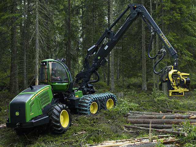 Harvester - ce monstre coupera le tronc, coupera les branches et enlèvera l'écorce en quelques secondes