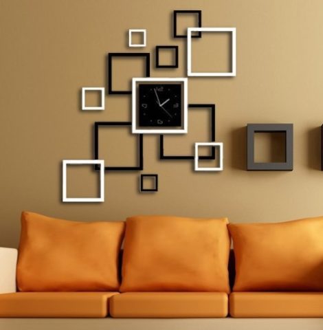 Composition décorative avec une horloge Composition décorative avec une horloge