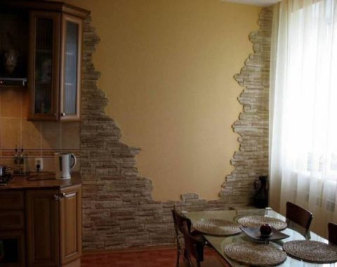 Stuc en pierre à l'intérieur de la cuisine Stuc en pierre à l'intérieur de la cuisine
