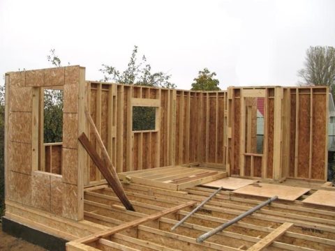 La construction d'une maison à charpente La construction d'une maison à charpente