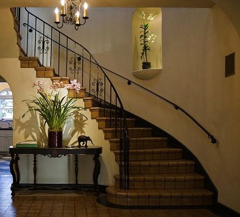 Niche dans les escaliers Niche dans les escaliers